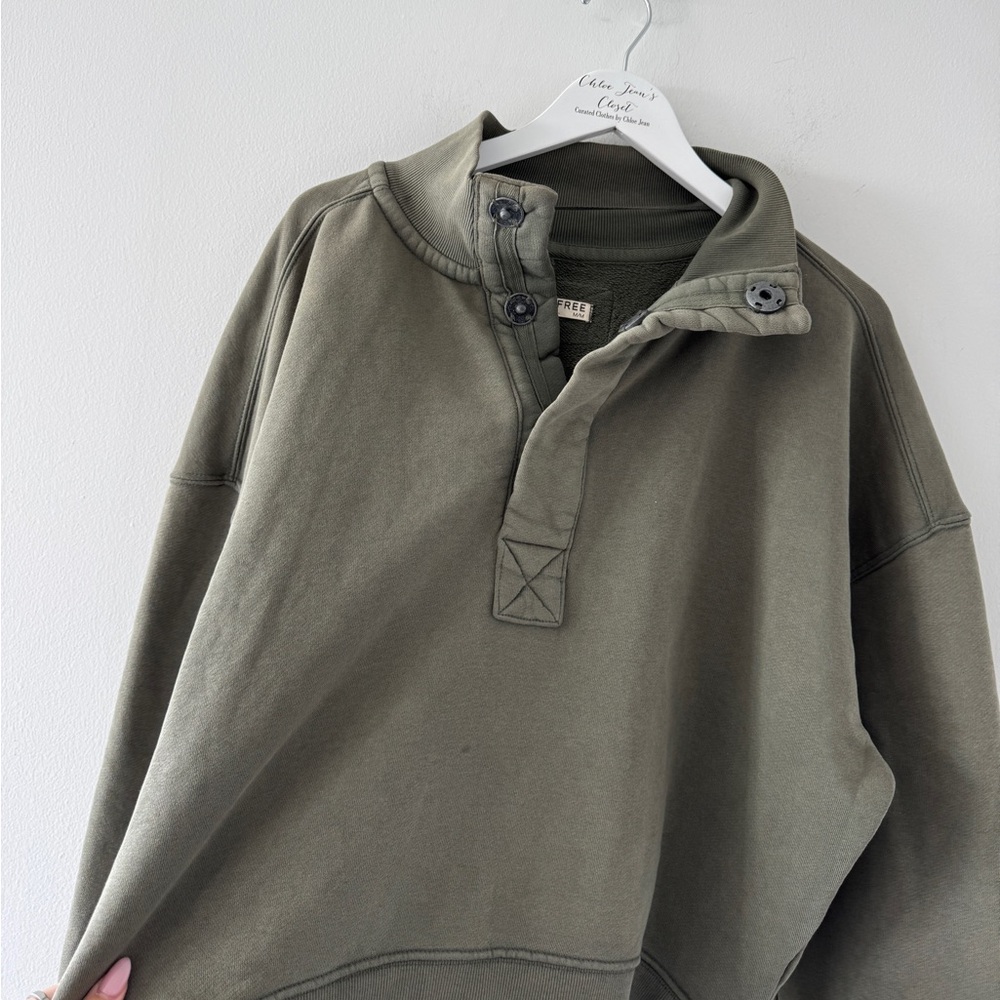 FREE PEOPLE Timeless Pullover in Olive Green M - Picture 3 of 5